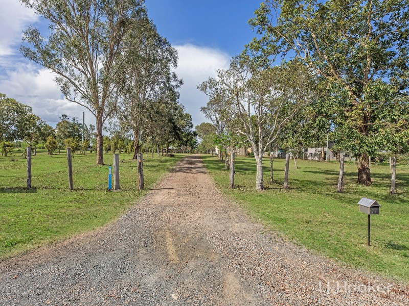 97 Theuerkaufs Rd, Fairney View QLD 4306