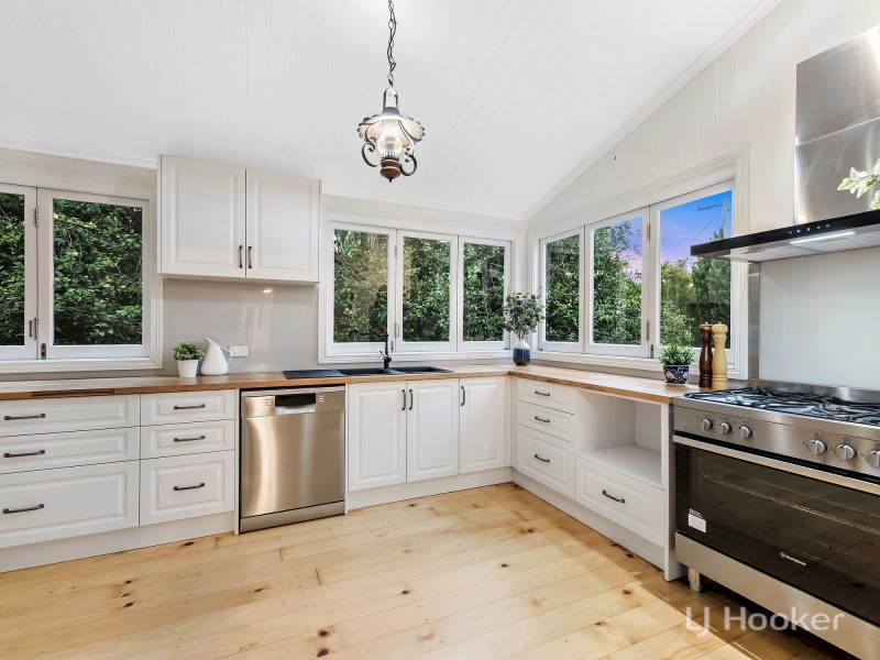 139 Blackstone Road, Silkstone QLD 4304