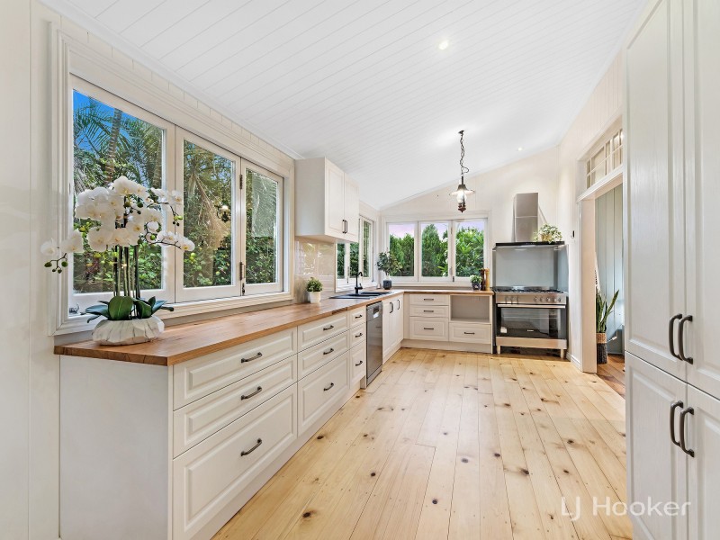 139 Blackstone Road, Silkstone QLD 4304