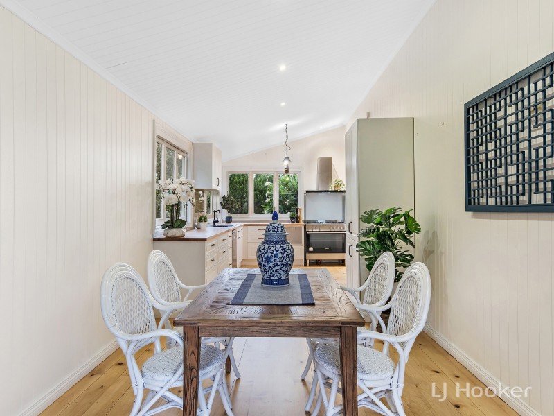 139 Blackstone Road, Silkstone QLD 4304