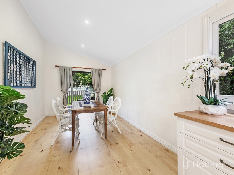 139 Blackstone Road, Silkstone QLD 4304