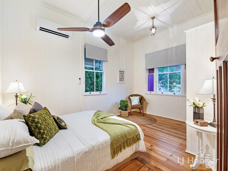 139 Blackstone Road, Silkstone QLD 4304