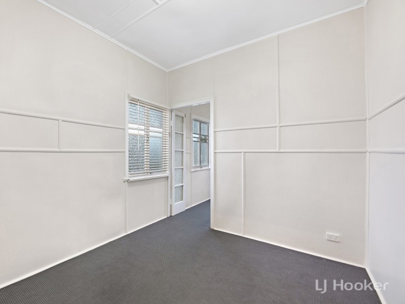 13 Morris Street, Silkstone QLD 4304