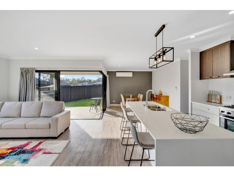 36 Vassallo Drive, Rosewood QLD 4340