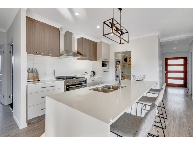 36 Vassallo Drive, Rosewood QLD 4340