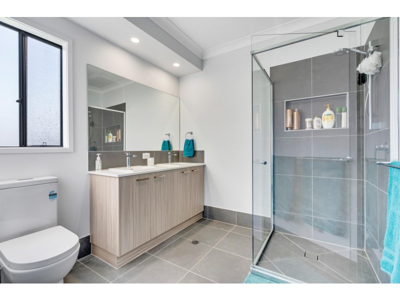 36 Vassallo Drive, Rosewood QLD 4340