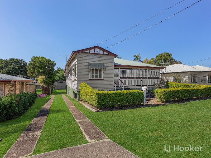 11 Marian Street, Booval QLD 4304