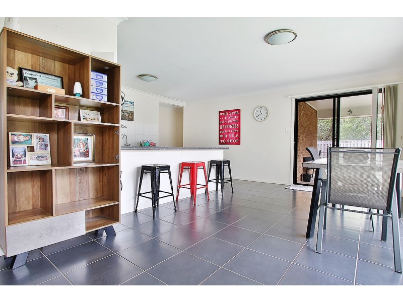 10 Parkwood St, Fernvale QLD 4306