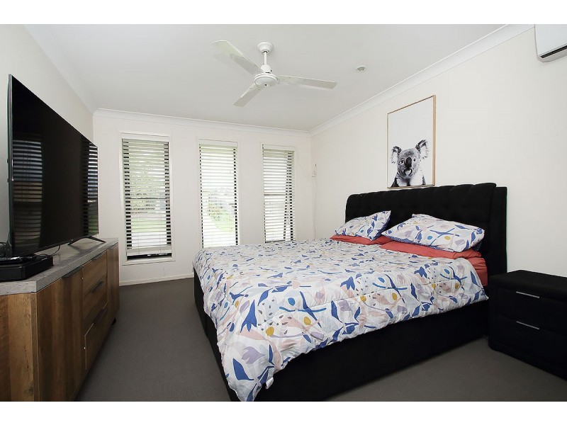 10 Parkwood St, Fernvale QLD 4306