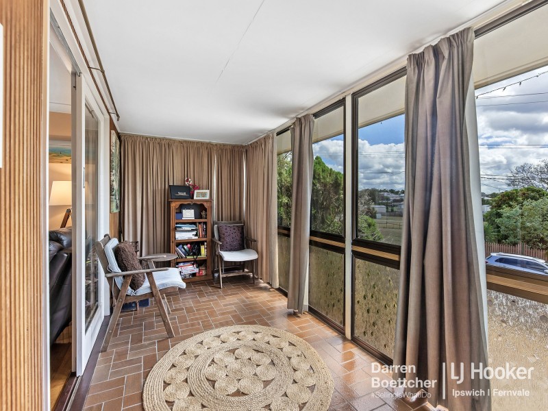 3 Loveanius Street, Silkstone QLD 4304