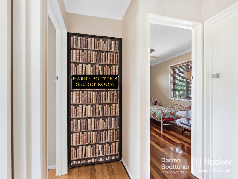 3 Loveanius Street, Silkstone QLD 4304