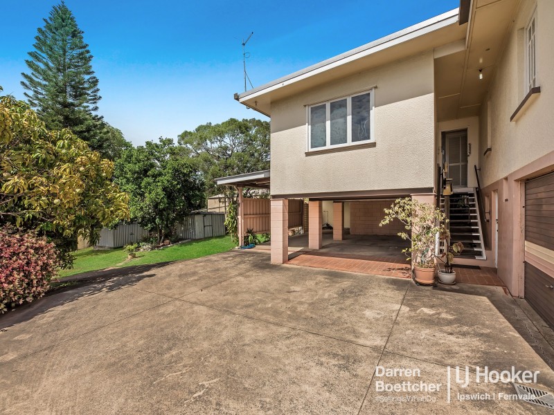 211 Blackstone Road, Silkstone QLD 4304