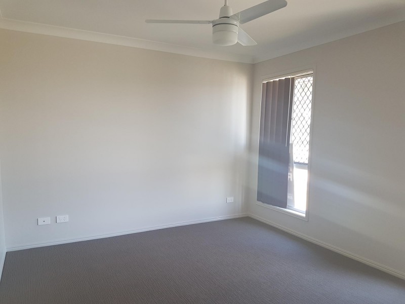 13 Wallace Street, Walloon QLD 4306