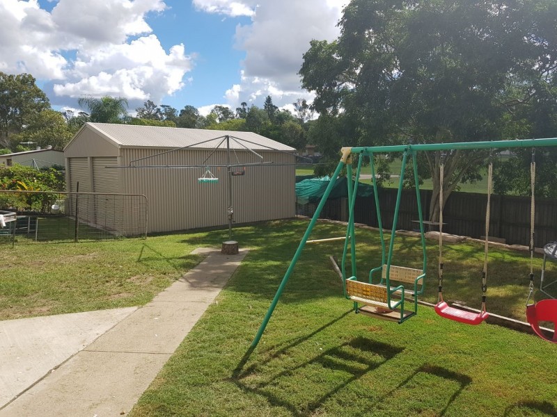 27 Flinders Street, Leichhardt QLD 4305