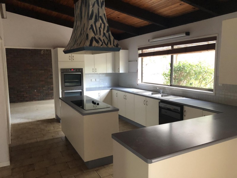 32 Kanangra Close, Karana Downs QLD 4306