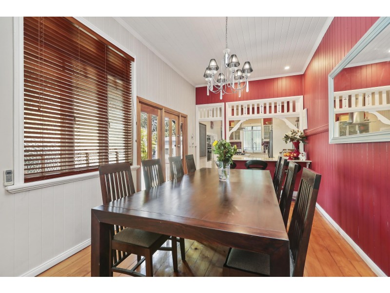 3 BRISBANE ROAD, Newtown QLD 4305