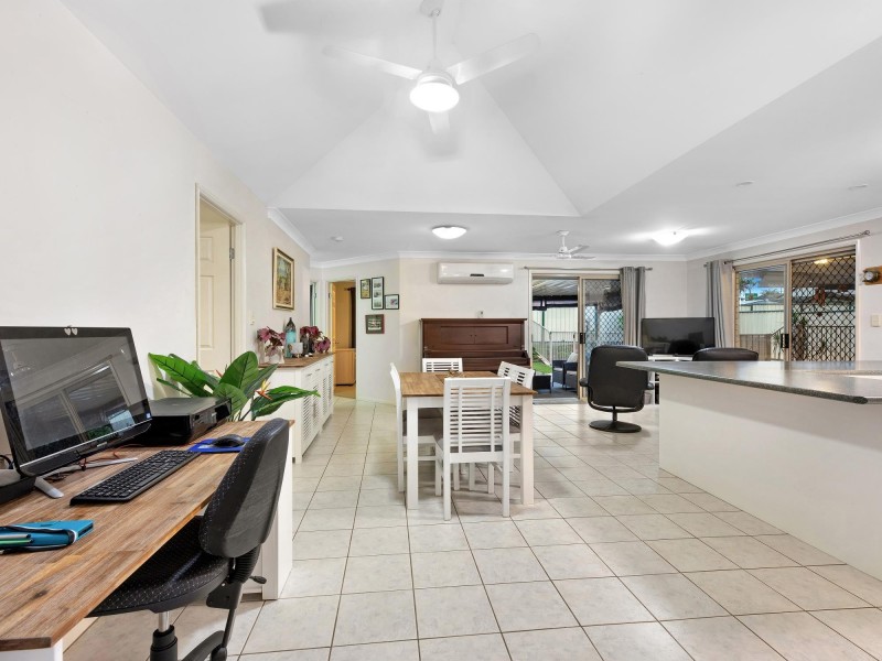 47 Jonquil Circuit, Flinders View QLD 4305