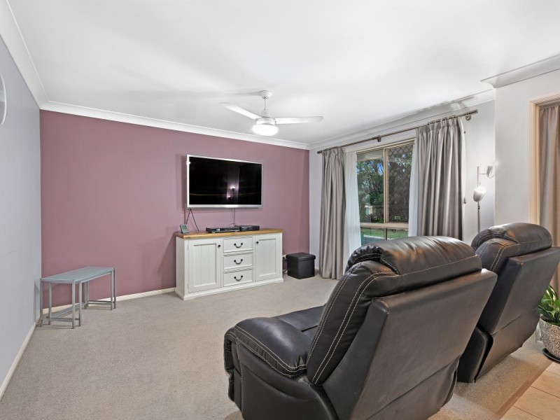 47 Jonquil Circuit, Flinders View QLD 4305