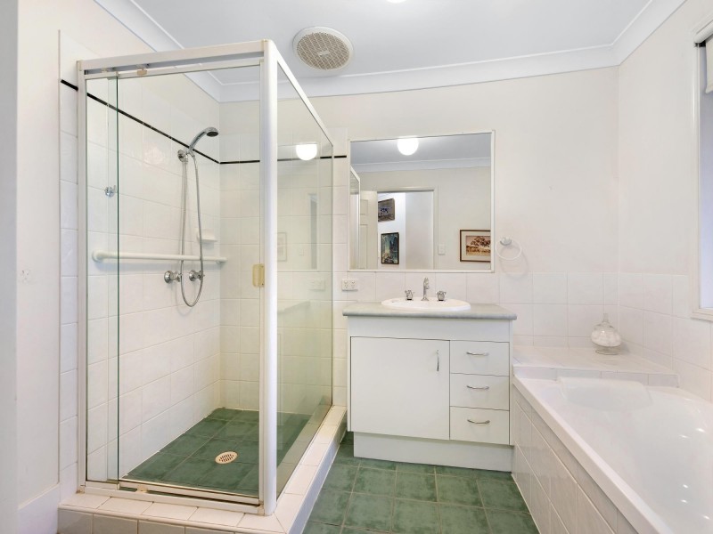 47 Jonquil Circuit, Flinders View QLD 4305