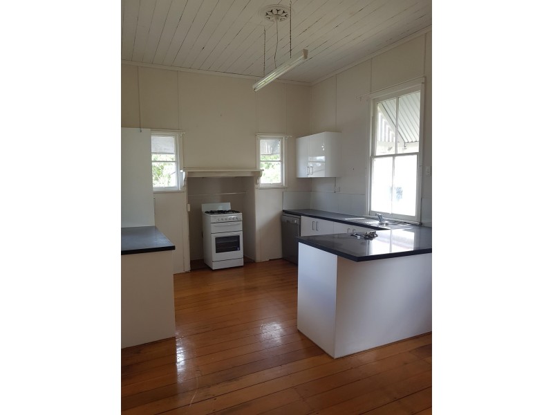 35 Burnett Street, Sadliers Crossing QLD 4305