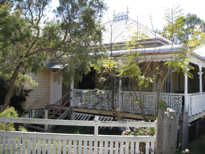 35 Burnett Street, Sadliers Crossing QLD 4305