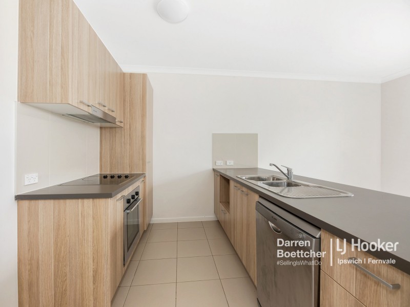 20 Napier Circuit, Silkstone QLD 4304