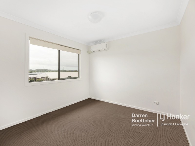 20 Napier Circuit, Silkstone QLD 4304