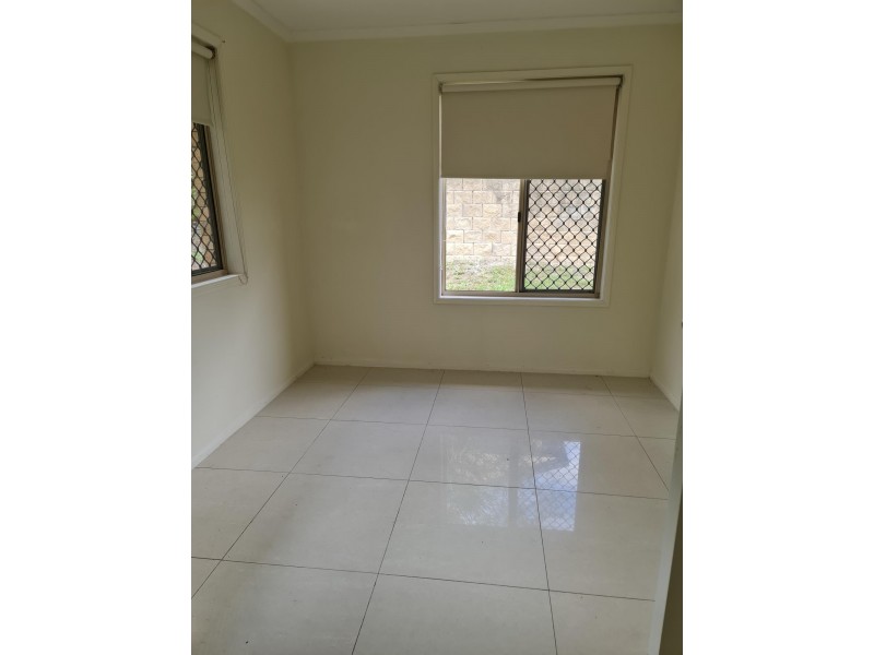 64a GLADSTONE ROAD, Sadliers Crossing QLD 4305