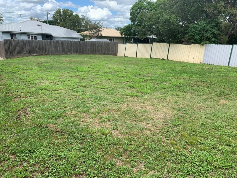 4A Cemetery Road, Ipswich QLD 4305