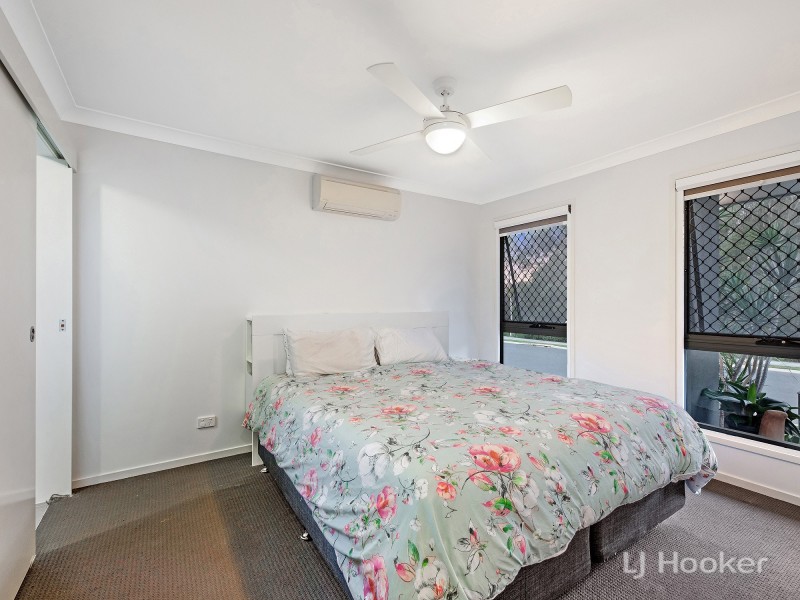 8 Bottlebrush Drive, Deebing Heights QLD 4306