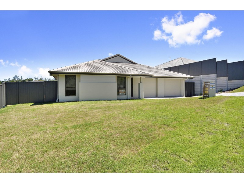 1/17 Gooloowan Circuit, Brassall QLD 4305