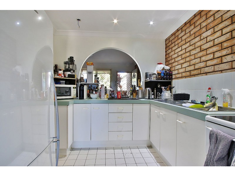 2/87 Brisbane Road, Redbank QLD 4301