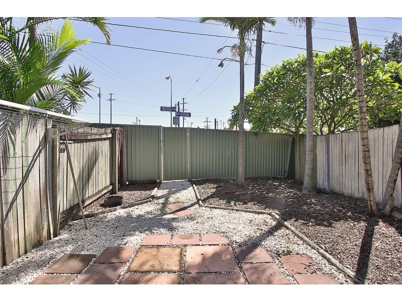 2/87 Brisbane Road, Redbank QLD 4301