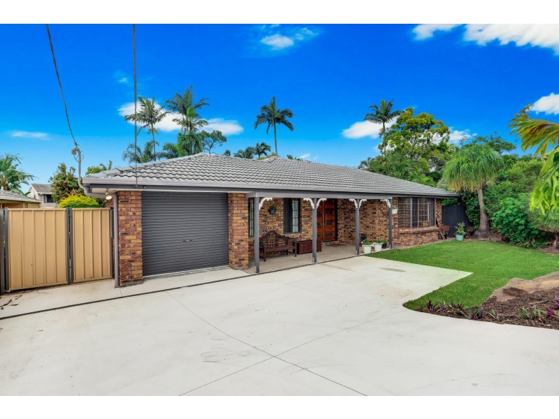 12 Hylacola Drive, Albany Creek QLD 4035