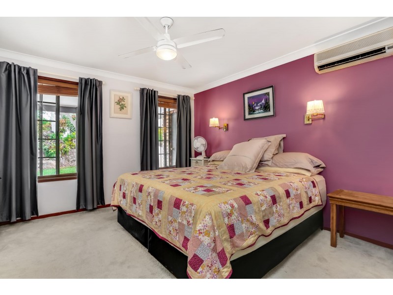 12 Hylacola Drive, Albany Creek QLD 4035