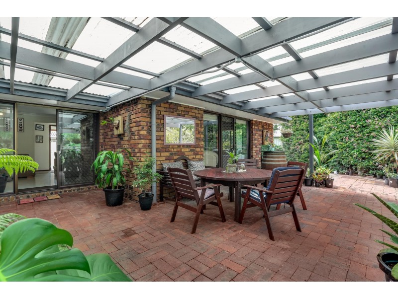 12 Hylacola Drive, Albany Creek QLD 4035