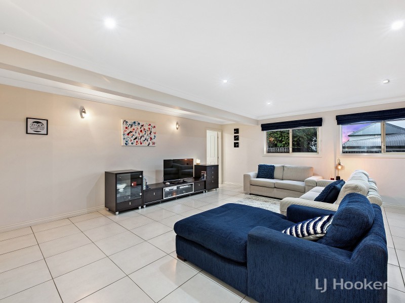 72 Cothill Road, Silkstone QLD 4304