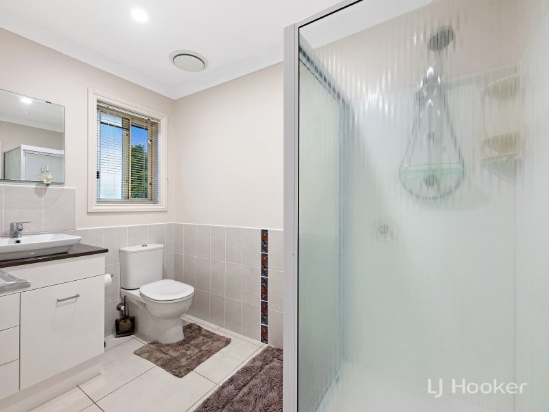 72 Cothill Road, Silkstone QLD 4304