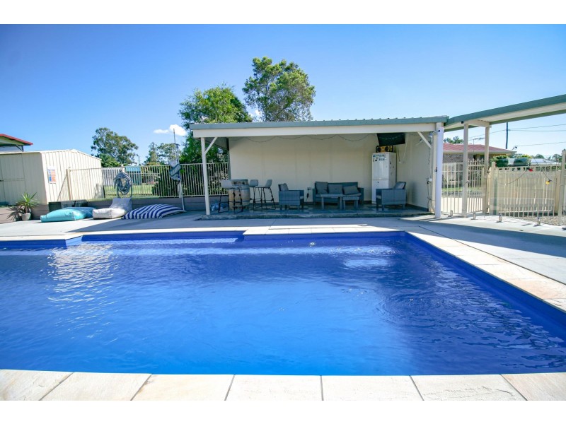 65 Farrell Drive, Walloon QLD 4306