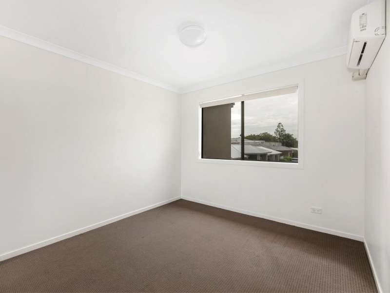 20 Napier Circuit, Silkstone QLD 4304