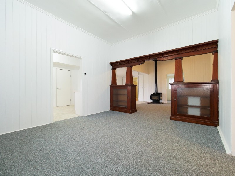 114 Clarendon Station Road, Clarendon QLD 4311