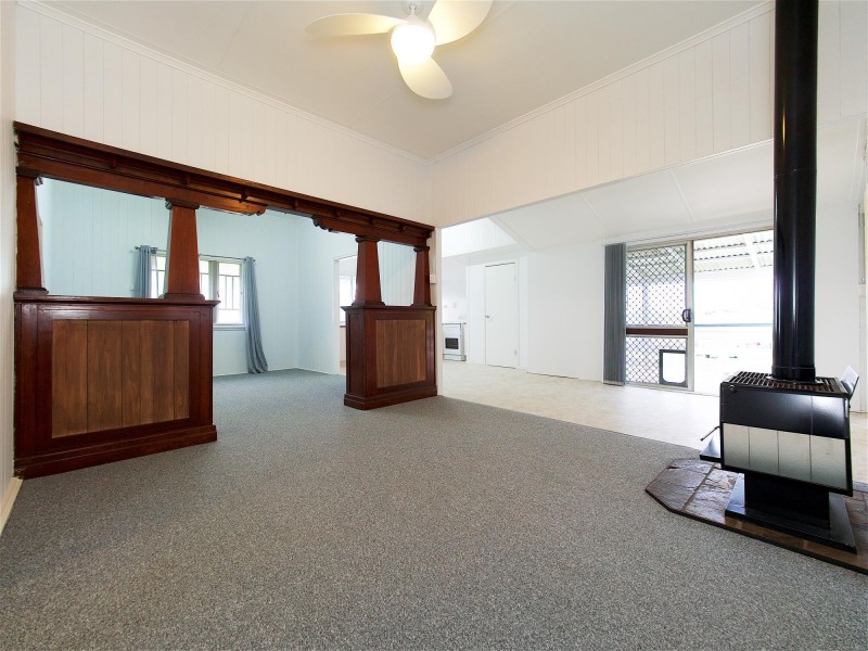 114 Clarendon Station Road, Clarendon QLD 4311