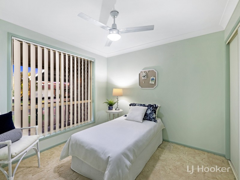 2 Catherine Place, Flinders View QLD 4305
