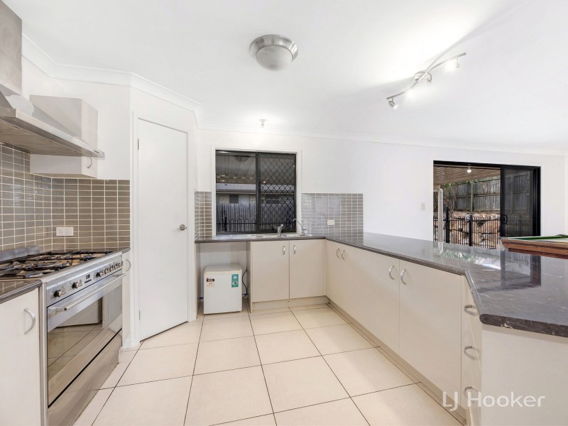 6 Walden Street, Redbank Plains QLD 4301