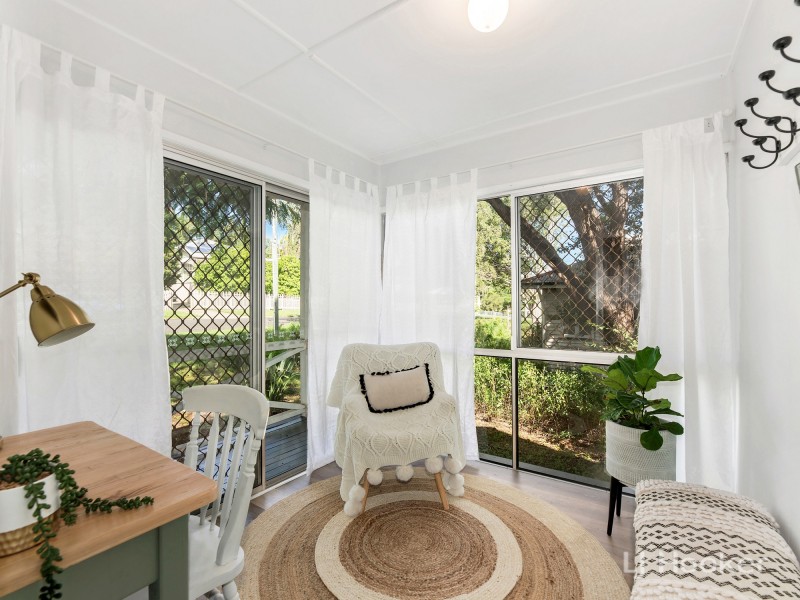 42 Stephenson Street, Coalfalls QLD 4305