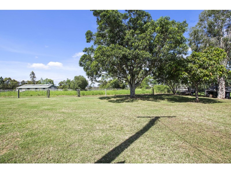369 Fernvale Road, Fairney View QLD 4306