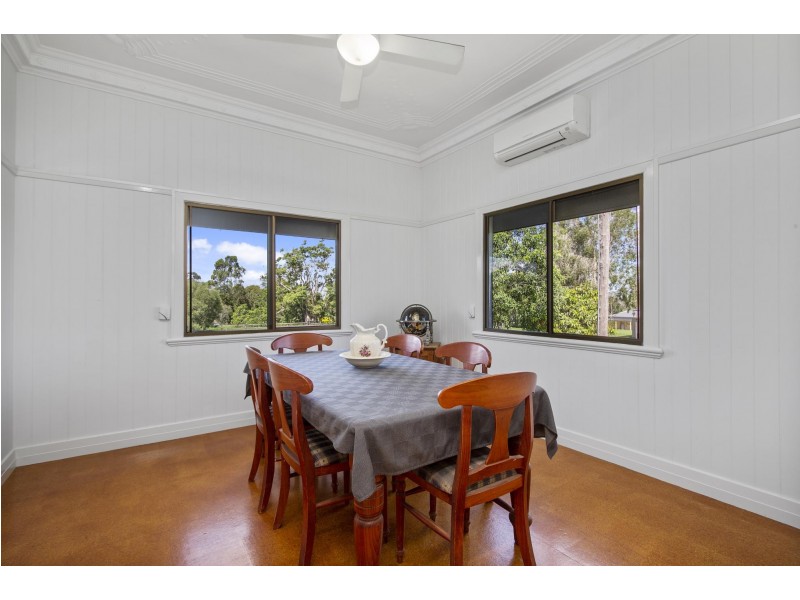 369 Fernvale Road, Fairney View QLD 4306
