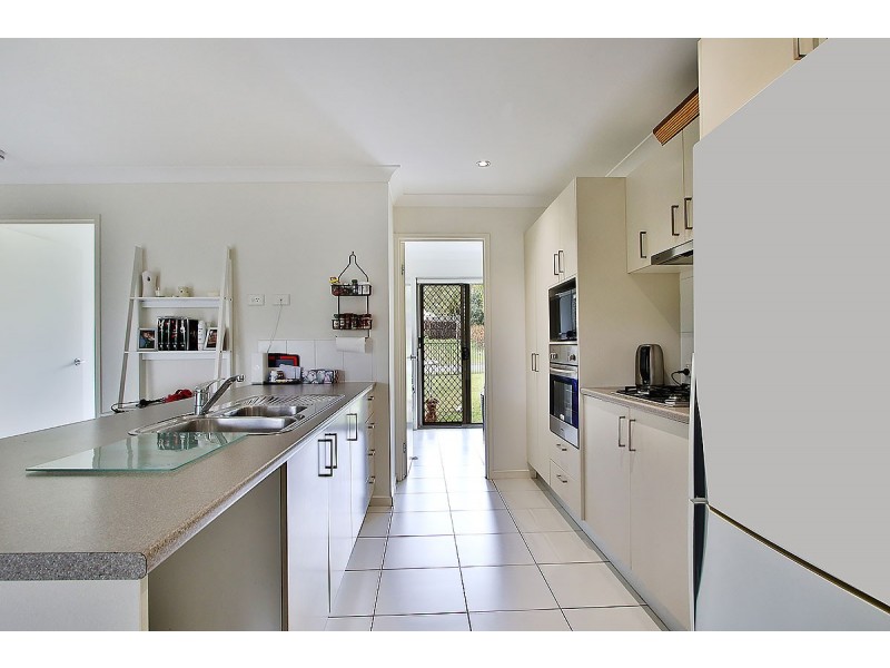 11 Broadwood Street, Fernvale QLD 4306