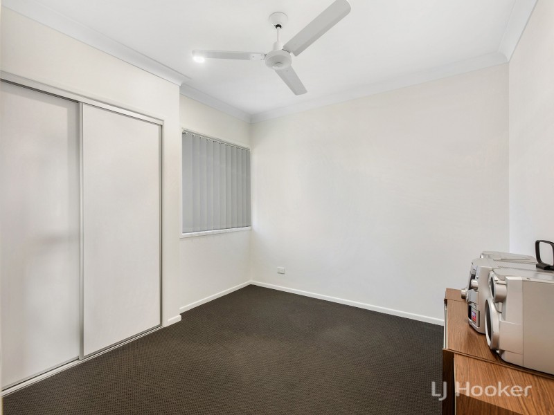 8 Mary Crescent, Rosewood QLD 4340