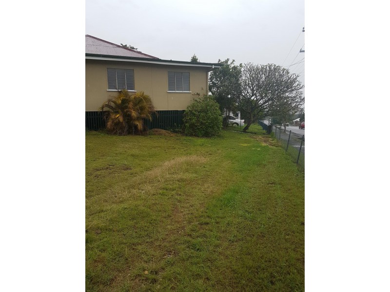 2/23 Pine Mountain Road, North Ipswich QLD 4305